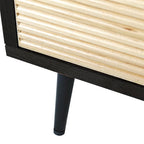 Mobiletto contenitore a 4 ante con pannelli in legno intagliato